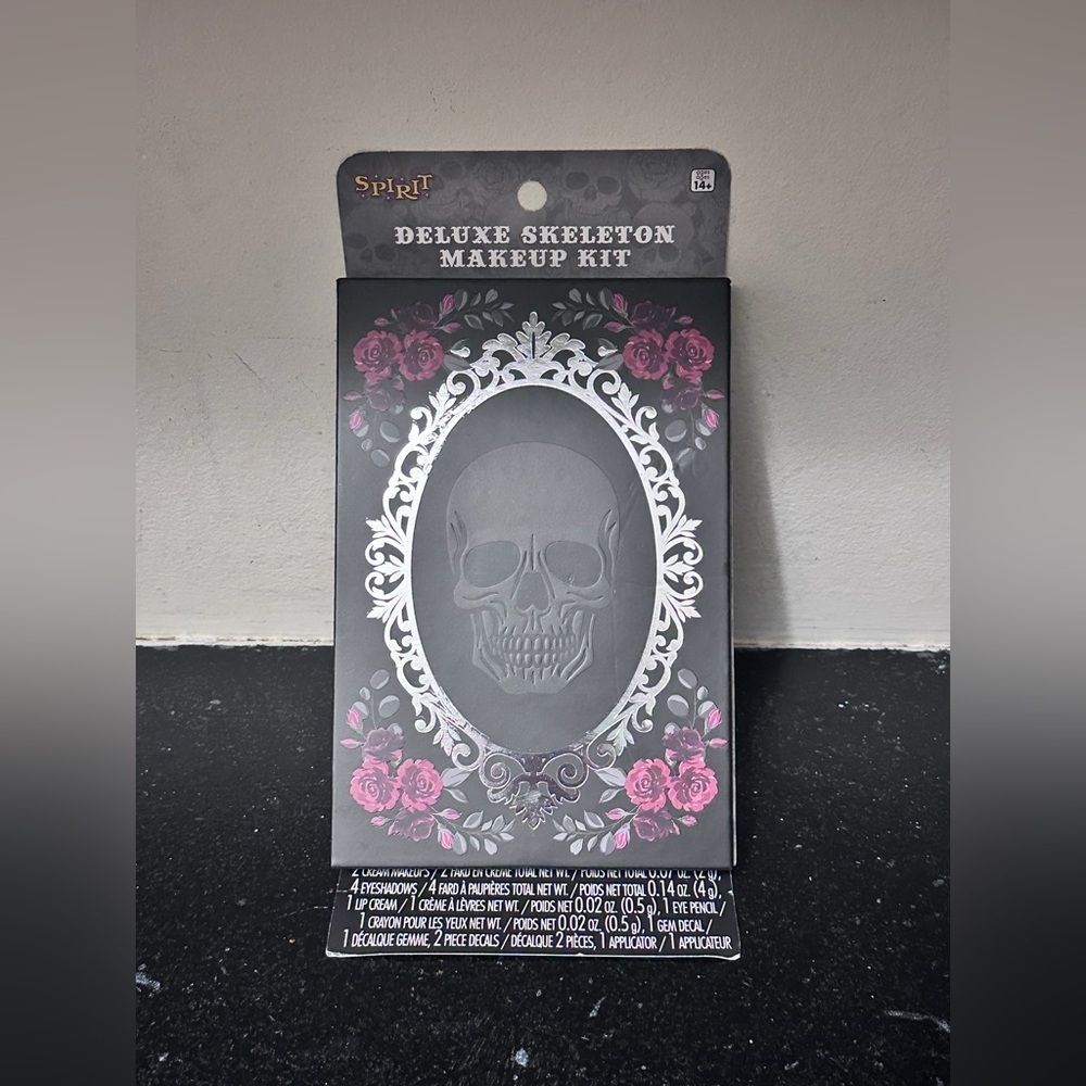 Deluxe Skeleton Makeup Kit Cosmetic Spirit Halloween For Costume Cosplay New
